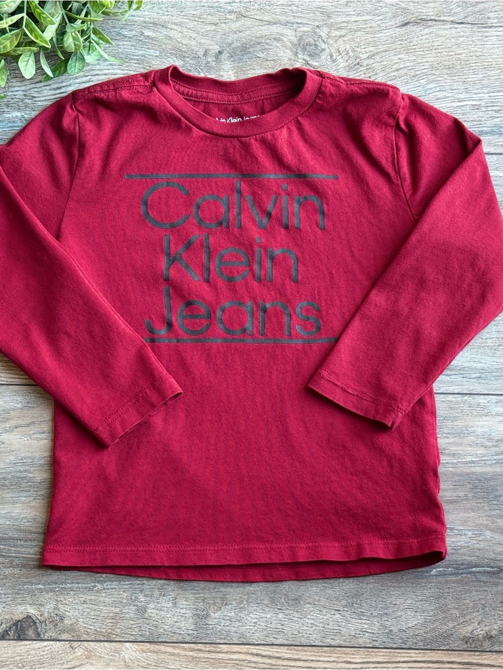 Calvin Klein Jeans Kids Long-Sleeve Red Logo Tee